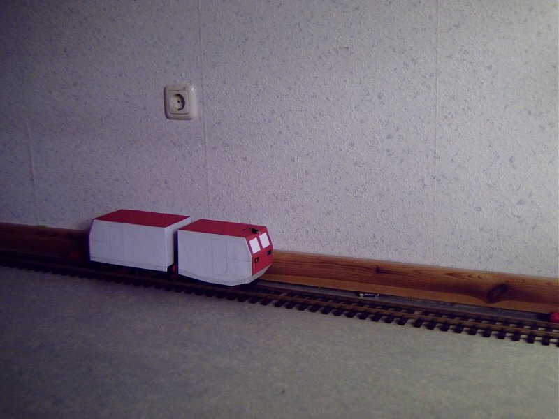 Diesem Phantasiefahrzeug fehlt noch der Stromabnehmer und die Embleme.