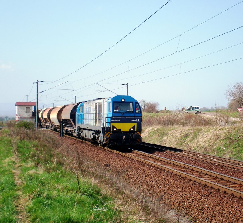 Dieser Ganzzug durchfhrt am 12.04.2008 die ehemalige Blockstelle Gonna in der Nhe von Sangerhausen Richtung Halle. 