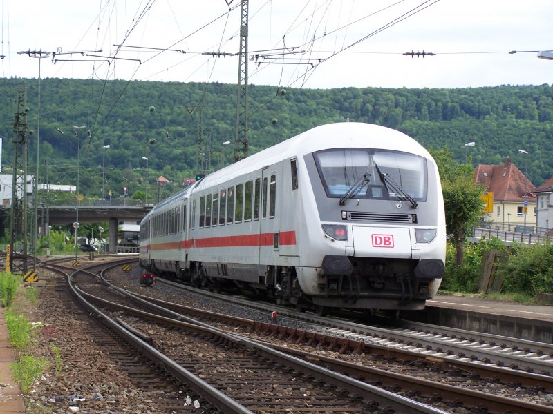 Dieser IC fuhr am 16.05.07 von Nrnberg Hbf nach Karlsruhe hbf, hier bei der Ausfahrt des Bahnhofs Aalen.