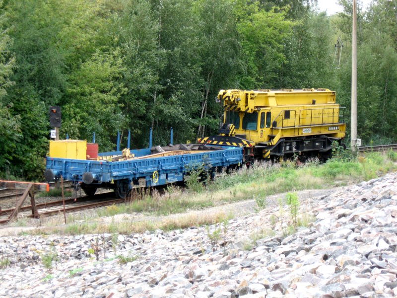 Dieser Kirow-Kran steht in Espenhain herum