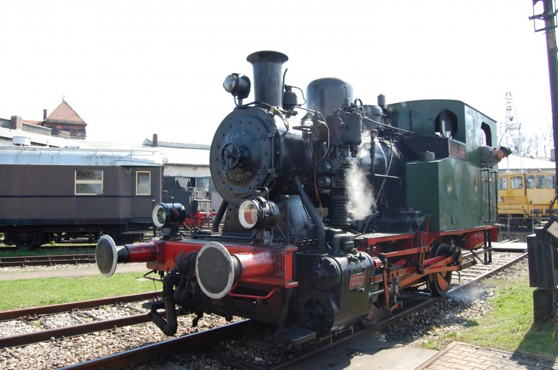 Dieser kleine B-Kuppler sorgte ganz sch�n f�r Dampflokstimmung. Es handelt sich um eine Henschel-Werkslok