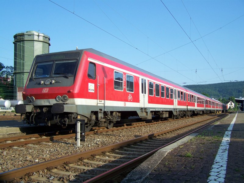 Dieser RE-Zug stand am 24.05.07 im Bahnhof Aalen. Wenig spter fuhr er von Aalen Hbf nach Stuttgart Hbf.