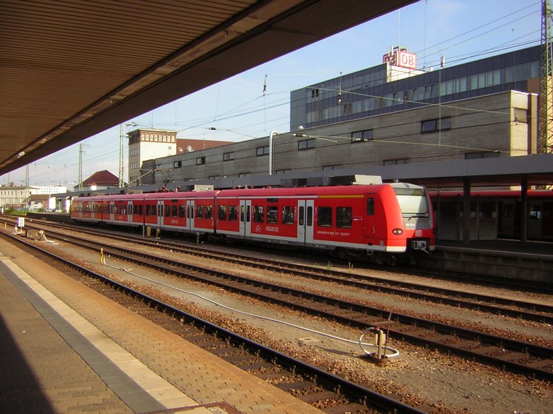Dieser Regional-Express habe ich in Saarbrcken Hauptbahnhof aufgenommen.