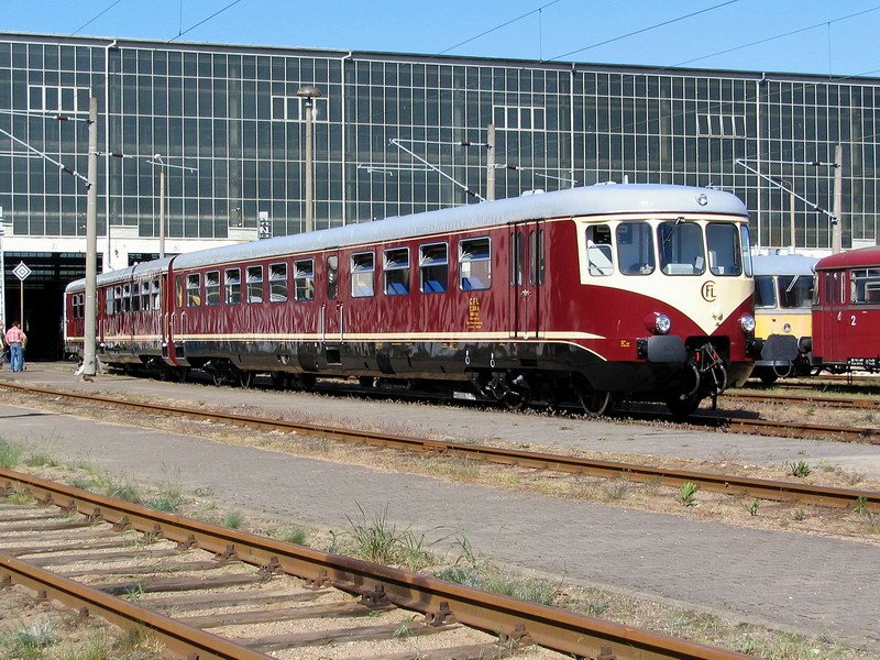 Dieser Triebwagen war zur OMB Tag der offenen T�r in Neustrelitz aus Luxemburg zu sehen mit der Nummer CFL 208a/b.