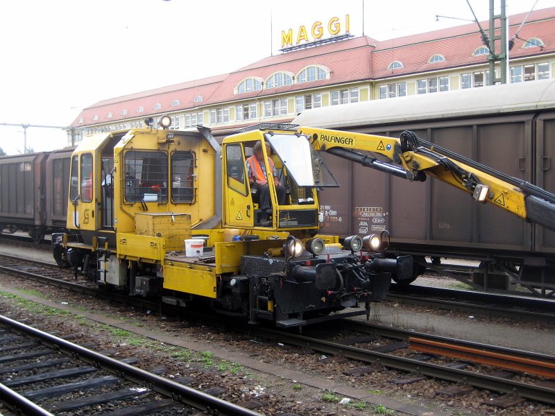 Dieses Fahrzeug war am 14. August in Singen an einen Bauzug gespannt. Baureihe?