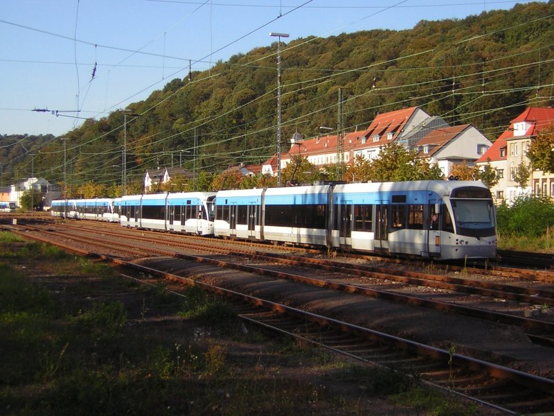 Dieses Foto zeigt den derzeitigen Abstellplatz der Saarbahn Zge. Das Bild wurde auf ffentlichem Bahngelnde ( Bahnhof Brebach ) am 23.09.2009 aufgenommen.