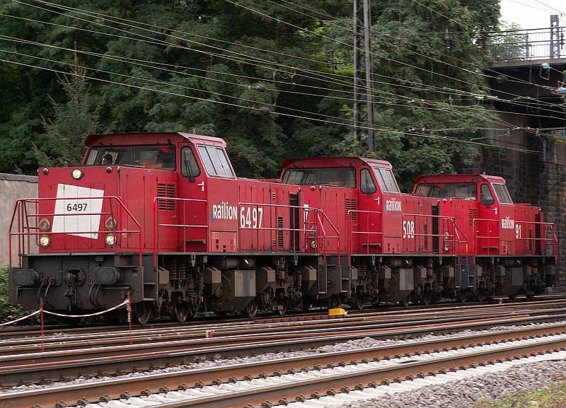 Dieses Trio rauschte in Osterfeld an mir vorbei. Recht beeindruckende Soundkulisse. Das Foto stammt vom 13.09.2007