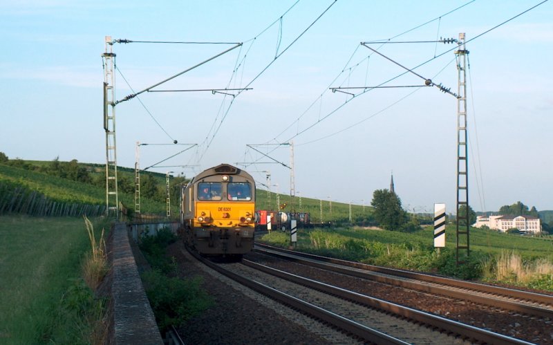 DLC DE 6301 mit dem DGS 41796 von Verona-Quadrante Europa (Italien) nach Genk (Belgien) bei Hattenheim; 30.06.2008