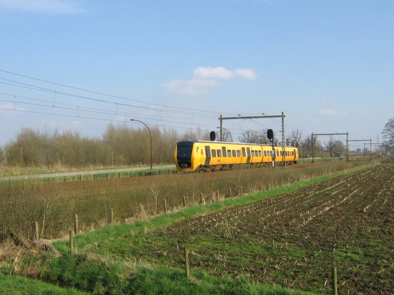 Dm'90 3417 als trein 7964 te Hengelo, 16 april 2006