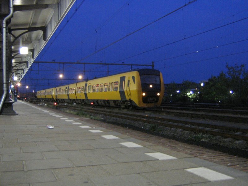 DM'90 3435+3426 als trein 77974 naar Enschede te Hengelo - 15 september 2006