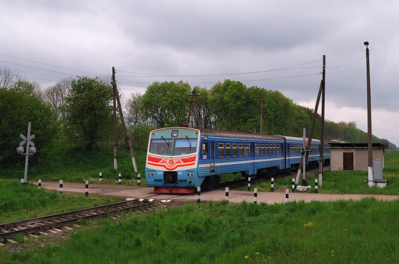 DPL1 - 002 mit dem 844 bei Semakifschi (02.05.2008)
