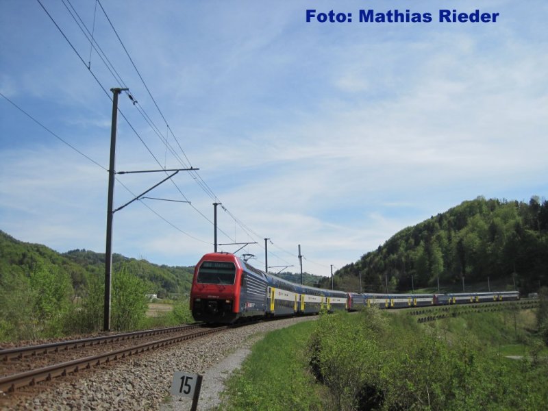 DPZ in 3 Einheiten auf der S 9 richtung Birmensdorf am 25.04.09 Die S 9 wurde wegen dem Westfest Verstrkt.