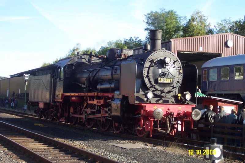 DR-Dampflok 38 2267 bei den Museumstagen im Eisenbahn-Museum Bochum-Dahlhausen. Die Lok ist Zugpferd des in den Sommermonaten verkehrenden Museumszuges der Ruhrtalbahn von Bochum-Dahlhausen nach Hagen Hbf.