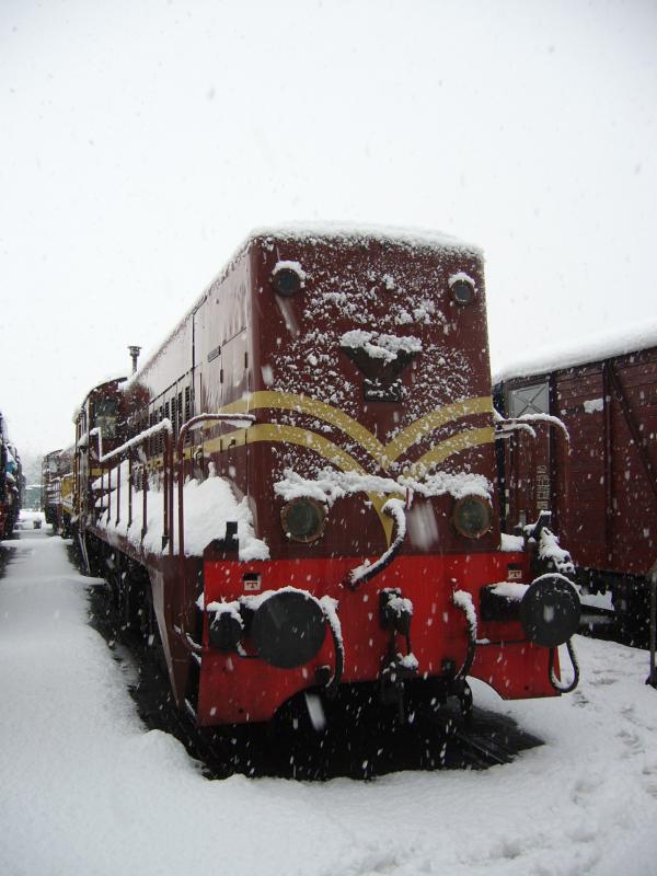 drei 2200 loks der VSM stehen im schnei
26-11-2005, Beekbergen, Niederland