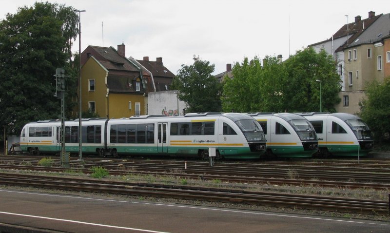Drei Desiros der Vogtlandbahn sind am 21.9.2008 in Weiden abgestellt.