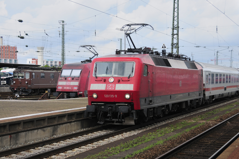 Dreierlei... in Basel Badischer Bahnhof. (10.08.09).