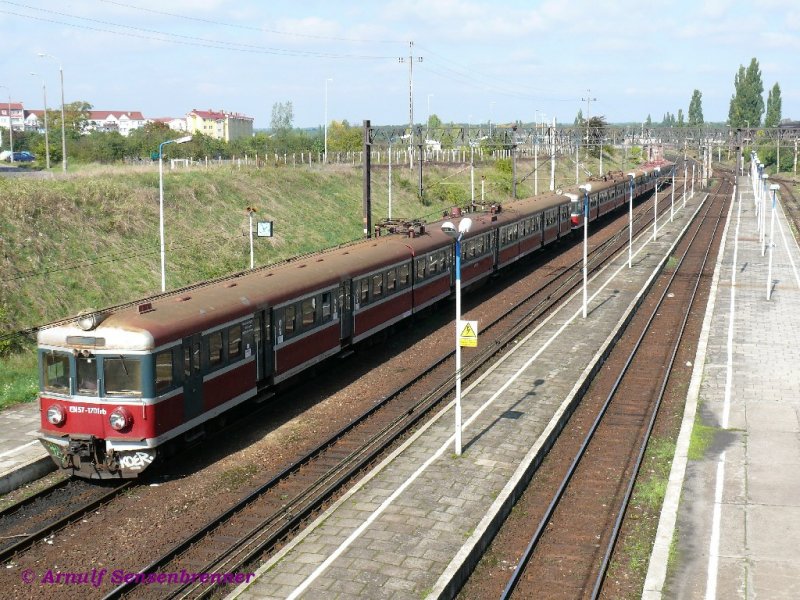 Dreierpack: PKP EN57-1701 +EN57-1539 +EN57-977
27.09.2008  Kostrzyn 