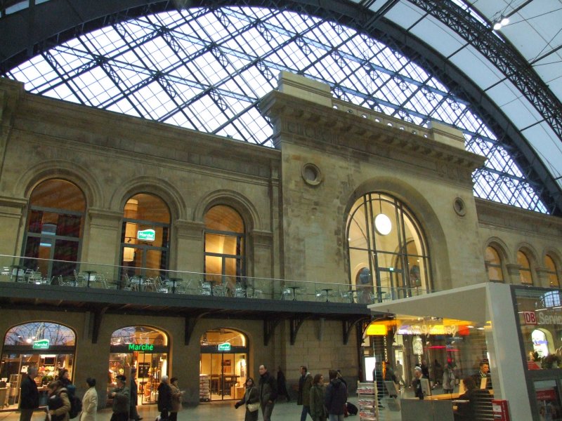 Dresden Hauptbahnhof am 31.12.2006, herrlich restaurierte Innenfront