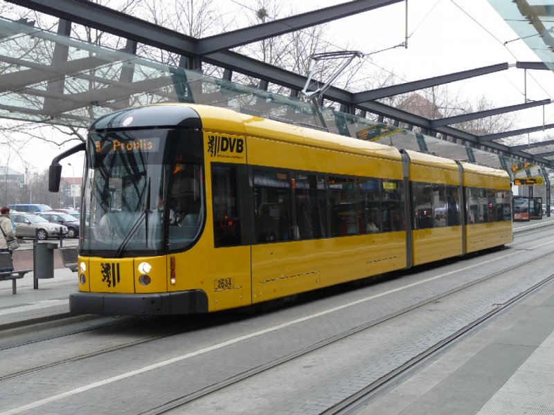 Dresden - Strassenbahn Nr.2634 unterwegs auf der Linie 9 am 10.12.2008