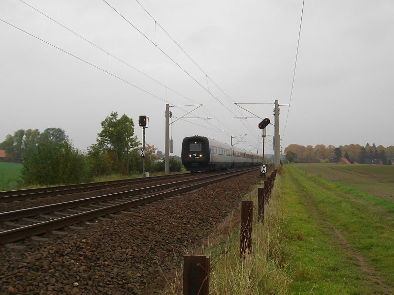 DSB IC 3 5080 fhrt am 12.10.08 als EC 36 von Kopenhagen nach Hamburg Hbf. Aufgenommen zwischen Reinfeld (Holst.) und Bad Oldesloe.