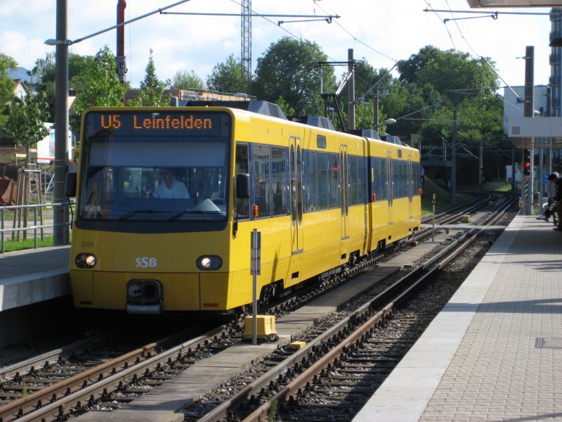 DT 8.11 3355/3356 als U5 nach Leinfelden am Bahnhof Mhringen.