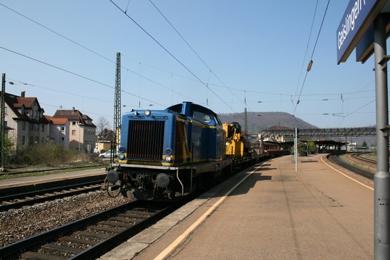 Durchfahrt einer Mittelweserbahn V 100 in Geislingen an der Steige. Aufgenommen am 11.04.2007. 