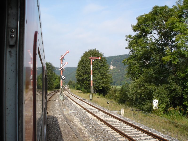 Durchs schne Donautal bei Beuron-die letzten Flgelsignale,
Aug.2008