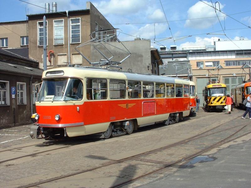 DVB-Museum Dresden 2003-04-27 Wagen 2000