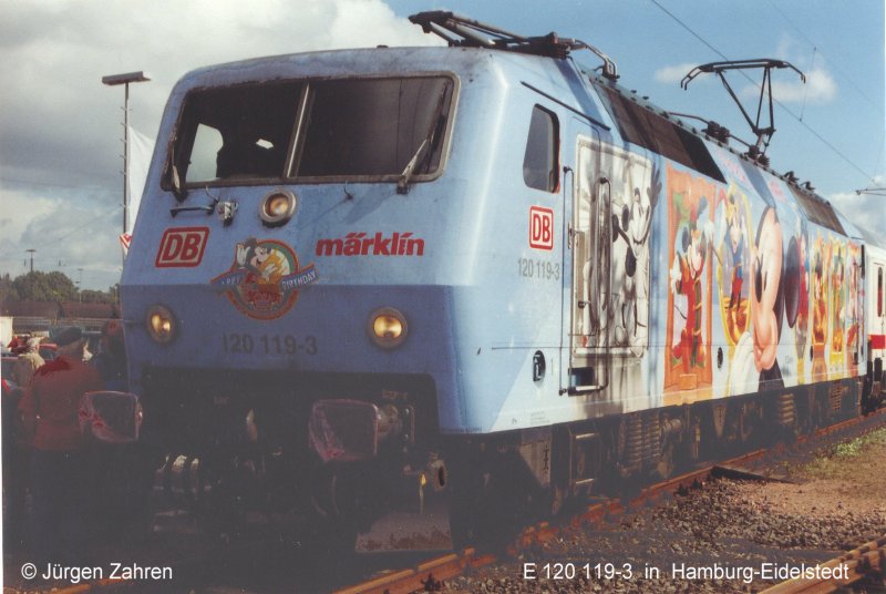 E 120 119-3 am Tag der offenen Tr im ICE-Bw Hamburg-Eidelstedt (Sept. 2001)