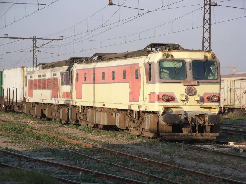 E-1206 + E-1121
beide wurden von Hitachi in Japan gebaut)
Marrakech

23.01.2007