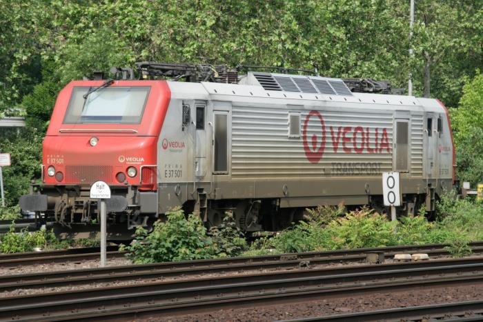 E 37 501 abgestellt am Hauptbahnhof in Mannheim; 21.05.2008
