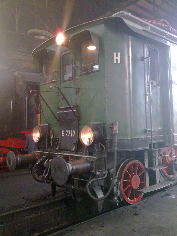 E 7710,
www.igbwdresdenaltstadt.de,
