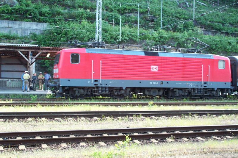 E-Lok 112 130-0  Juni 2002 im Bahnhof Bad Schandau