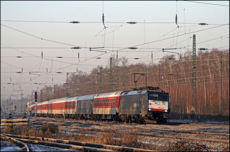 E189 092  CITY NIGHT LINE  bringt den CNL 420/1300 Eridanus/Apus, Milano Centrale - Dortmund Hbf, zum Zielbahnhof. (30.12.2008)