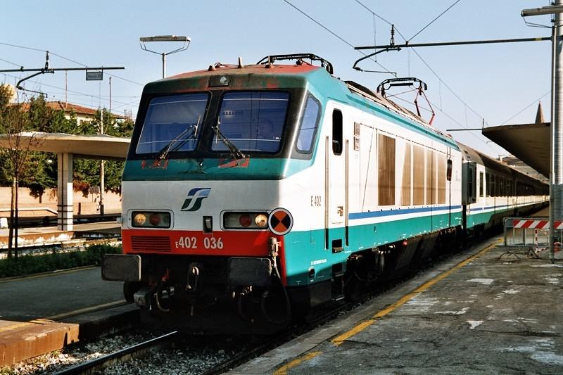 E402.036 in Firenze Santa Maria Novella am 22.9.2004 nachmittags