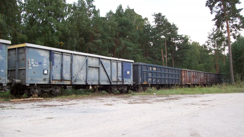 EAOS-Wagen von Rexwal und VTG stehen am 15.09.2009 in Pinnow.