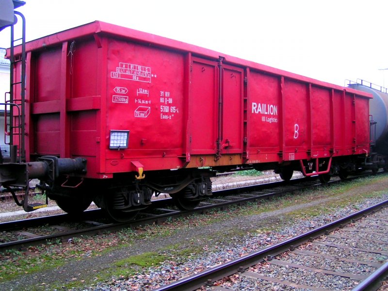 Eaos-x_31805360615-4 bereitgestellt zur Beladung Bhf. RIED i.I. 061111