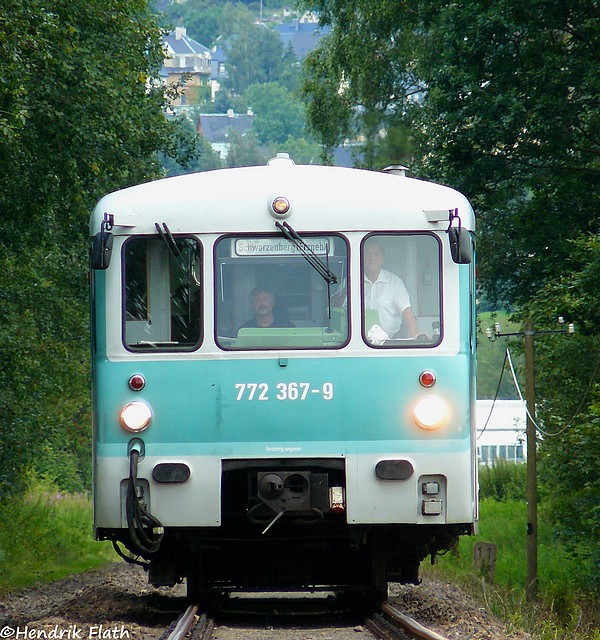 Ebenfalls am 11.07.2009 war die Erzgebirgische Aussichtsbahn wieder unterwegs. Mit den mir zur Verfgung stehenden 72mm Brennweite konnte die Ferkeltaxe nahe Scheibenberg aufgenommen werden.