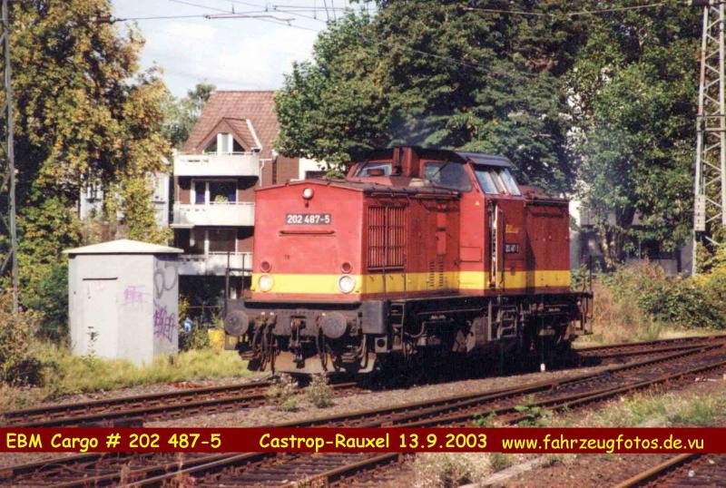 EBM Cargo # 202 487-5 im bereich des Hbf Castrop-Rauxel aufgenommen bei den Arbeiten zur erneuerung von zwei Weichen am 13,9,2003