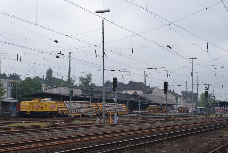 EBW Cargo V 100 mit Gleisteilen am 17.05.2008 abgestellt in Solingen Hbf