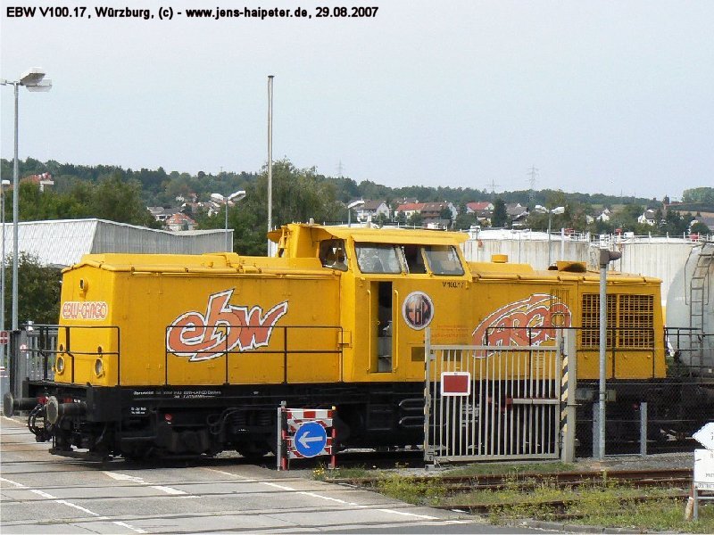 EBW V100.17, Zustellung von Kesselwagen in Wrzburg Hafen. Foto: 29.08.2007