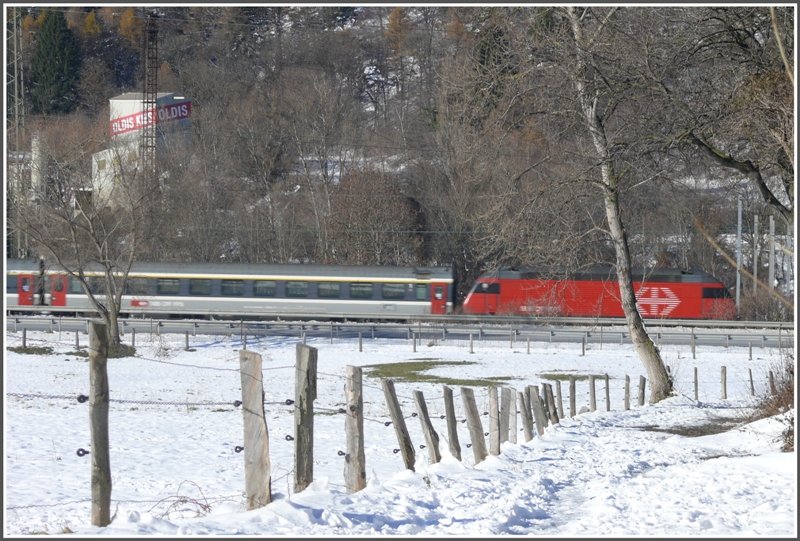 EC 6 beim Kieswerk Oldis in Haldenstein. (27.11.2008)