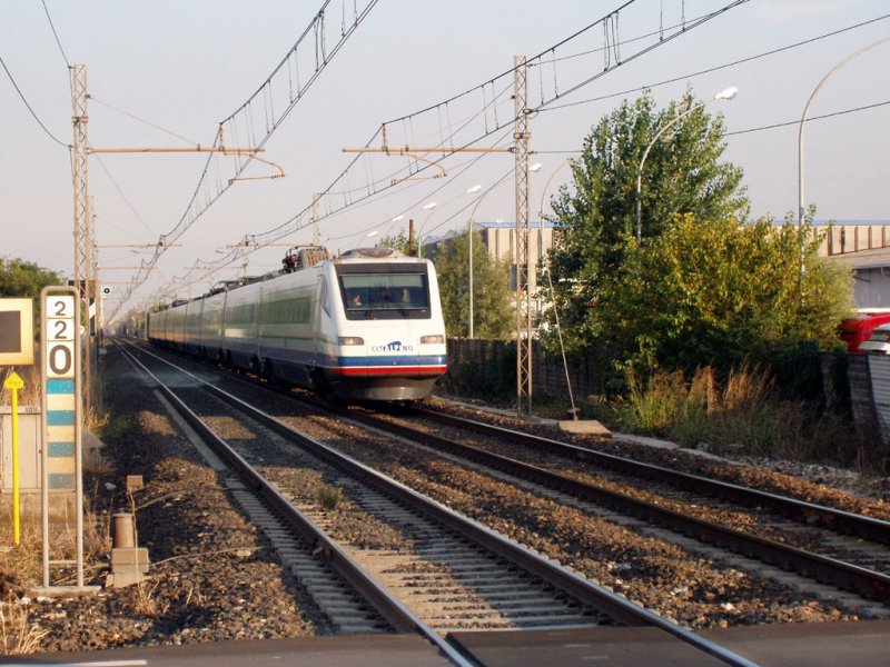 EC38 nach Genf durchfhrt Bahnhof Mestrino. 29/09/07