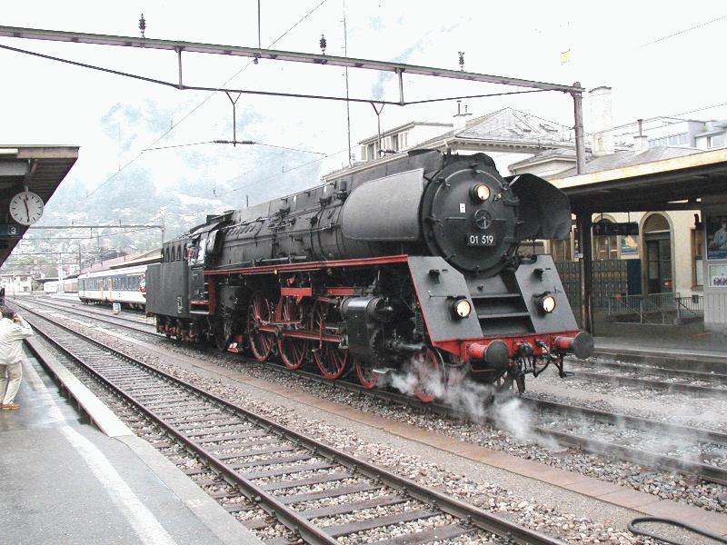 EFZ Dampflok 01-519 in Chur/Schweiz,am 06.07.02