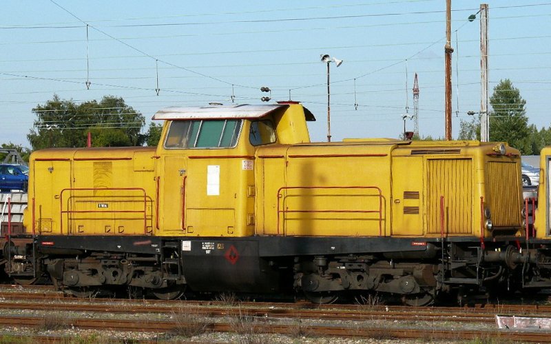 Ehemalige DB-V100 in franzsischen Bauzugdiensten. Diese trgt die Fahrzeugregisternummer 99 87 9 182 582-6. 29.09.2007 Hausbergen
