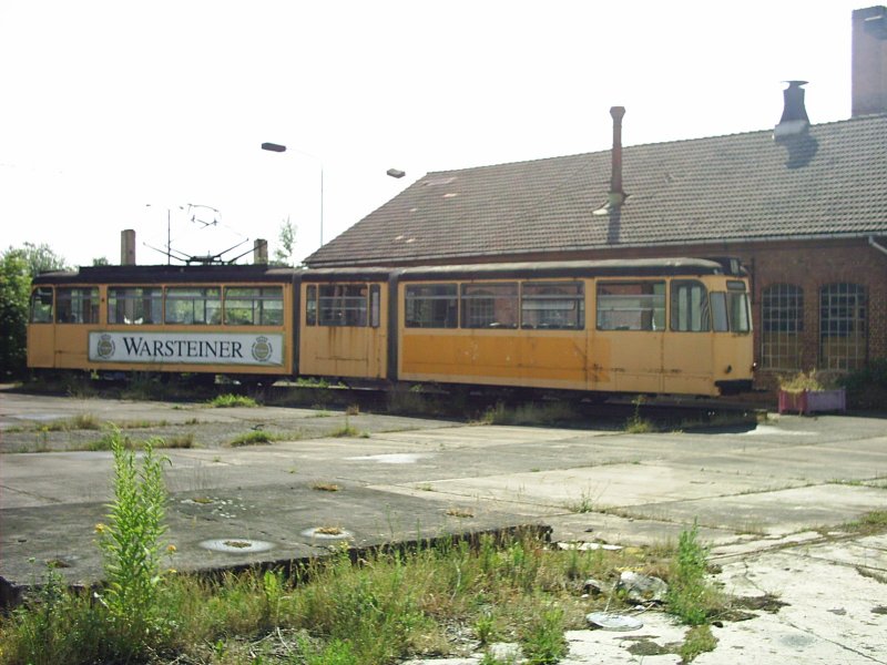 Ehemaliger Triebwagen 64 der Nordhuser Tram Zustand Juni 2008