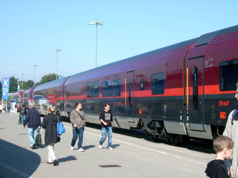 Ein 1.Kl.-Wagen des BB-Railjet am 28.09.08 auf der Innotrans.
