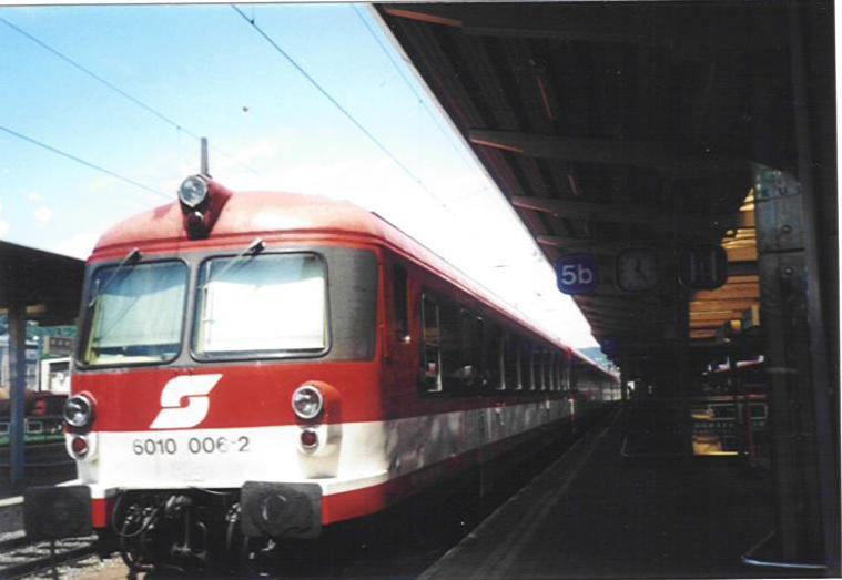 Ein 6010 Triebwagen am 22.7.03 in Graz