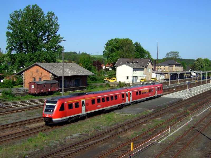 Ein 612 am 13.05.2008 bei der Ausfahrt aus Neuenmarkt-Wirsberg