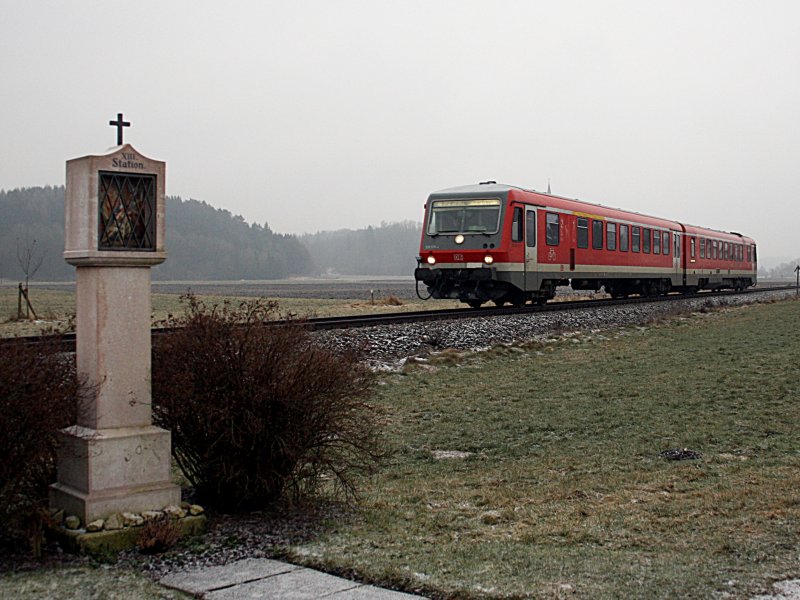 Ein 628 am 02.01.2009 bei Heiligenstadt auf der Strecke Mhldorf Burghausen. 
